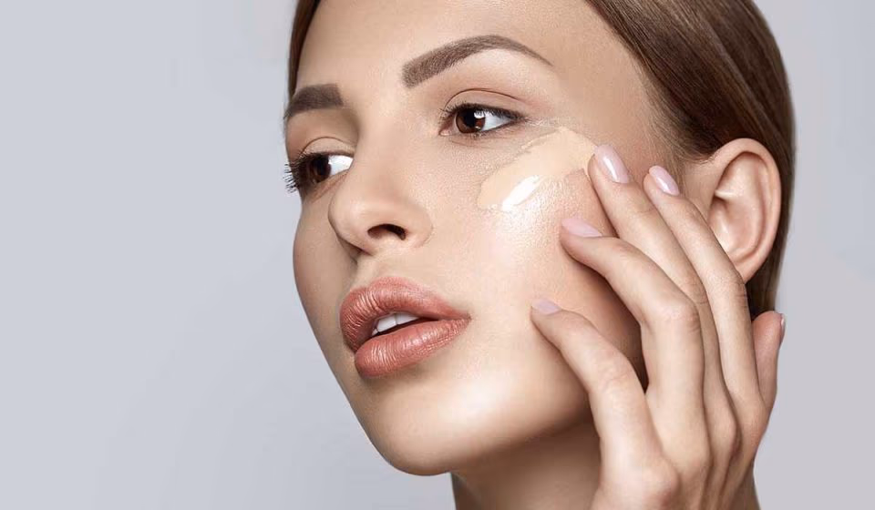 Krem Allık mı, Pudra Allık mı? Hangi Cilde Ne Yakışır?